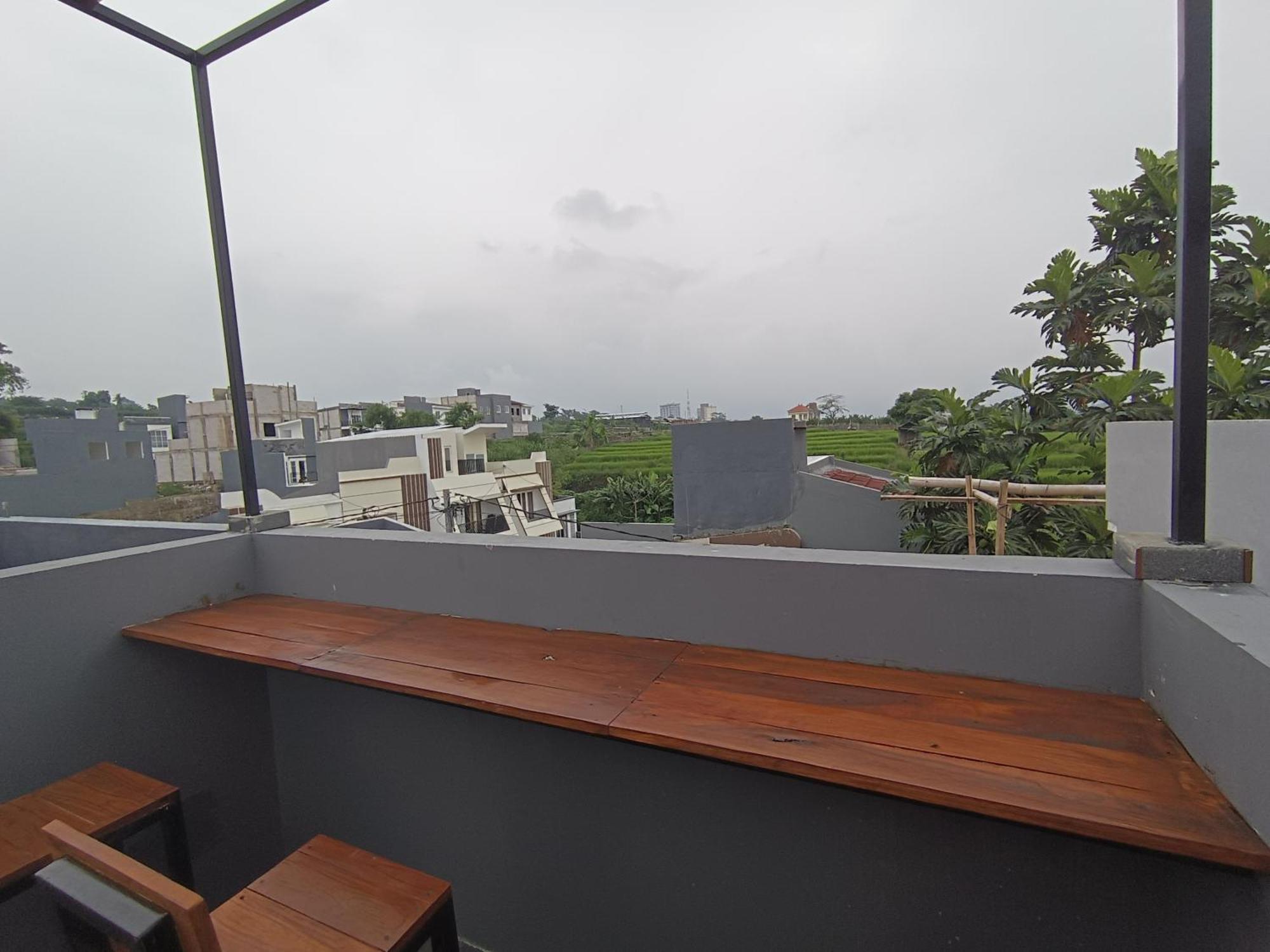 Villa Royal Arois Syariah Dekat Jatim Park 3 Tlekung エクステリア 写真